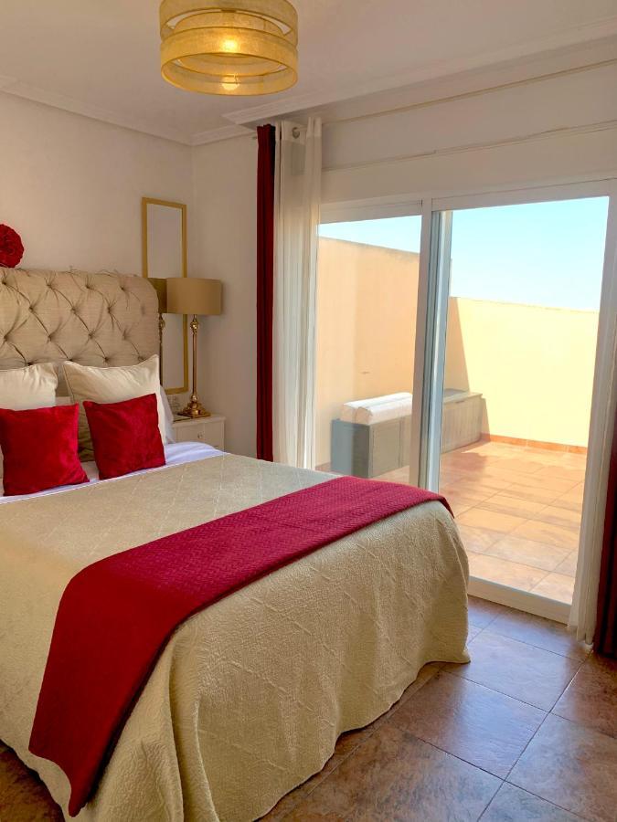 רוקאוטס דה מר Atico Deluxe Entre Centro Y Playa Salinas Con Terraza, Wifi, Piscina Climatizada, Gym, Sauna Y Garaje -Smart Tv מראה חיצוני תמונה
