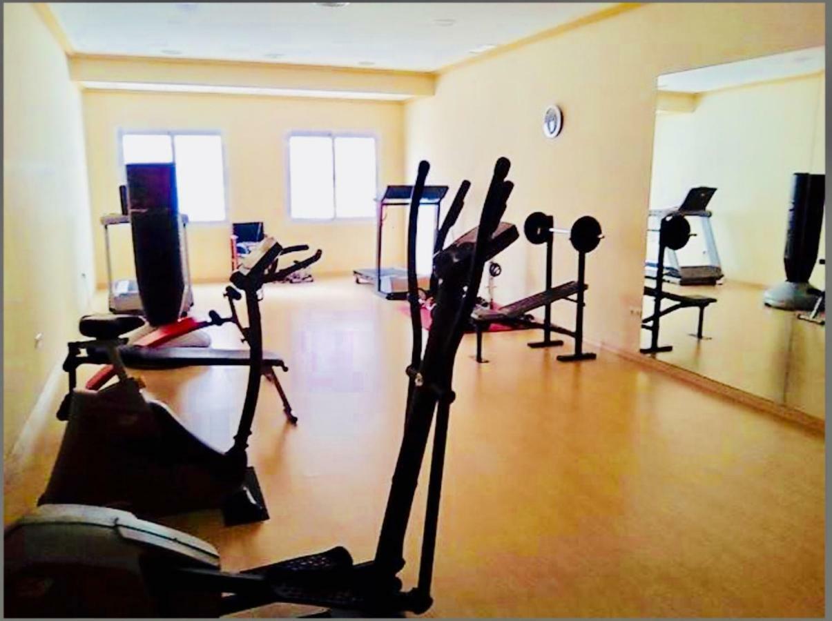 רוקאוטס דה מר Atico Deluxe Entre Centro Y Playa Salinas Con Terraza, Wifi, Piscina Climatizada, Gym, Sauna Y Garaje -Smart Tv מראה חיצוני תמונה