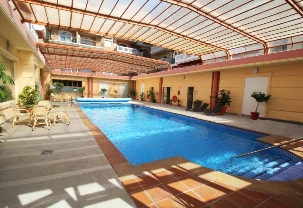 רוקאוטס דה מר Atico Deluxe Entre Centro Y Playa Salinas Con Terraza, Wifi, Piscina Climatizada, Gym, Sauna Y Garaje -Smart Tv מראה חיצוני תמונה